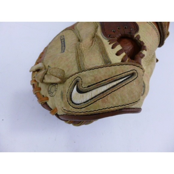 Nike‎ Diamond Ready Show Series - Full Size Catchers Mitt - Right Hand Throw - Picture 15 of 16
